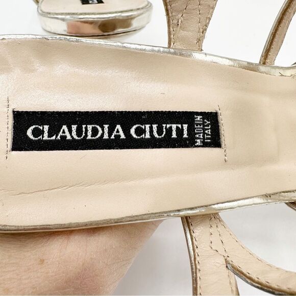 Claudia Ciuti Metallic Gold Strappy Evening Sandal 7.5 Narrow - Picture 8 of 12